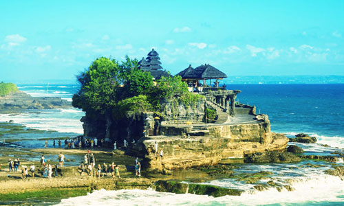 tanah lot temple